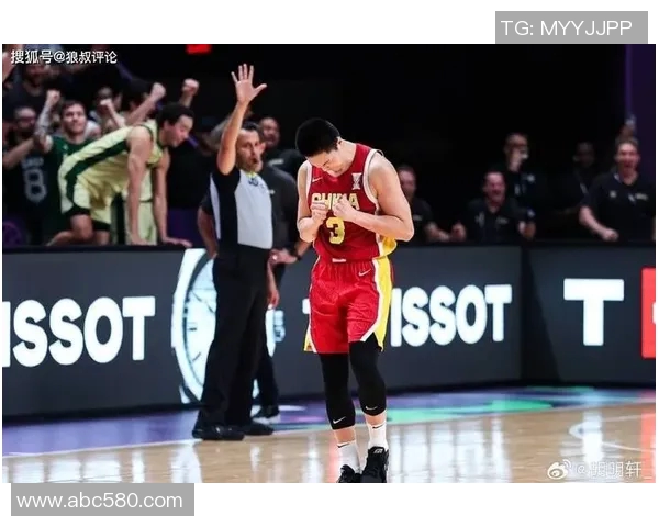 中国男篮主场迎战韩国队全力争胜展现团队实力与拼搏精神